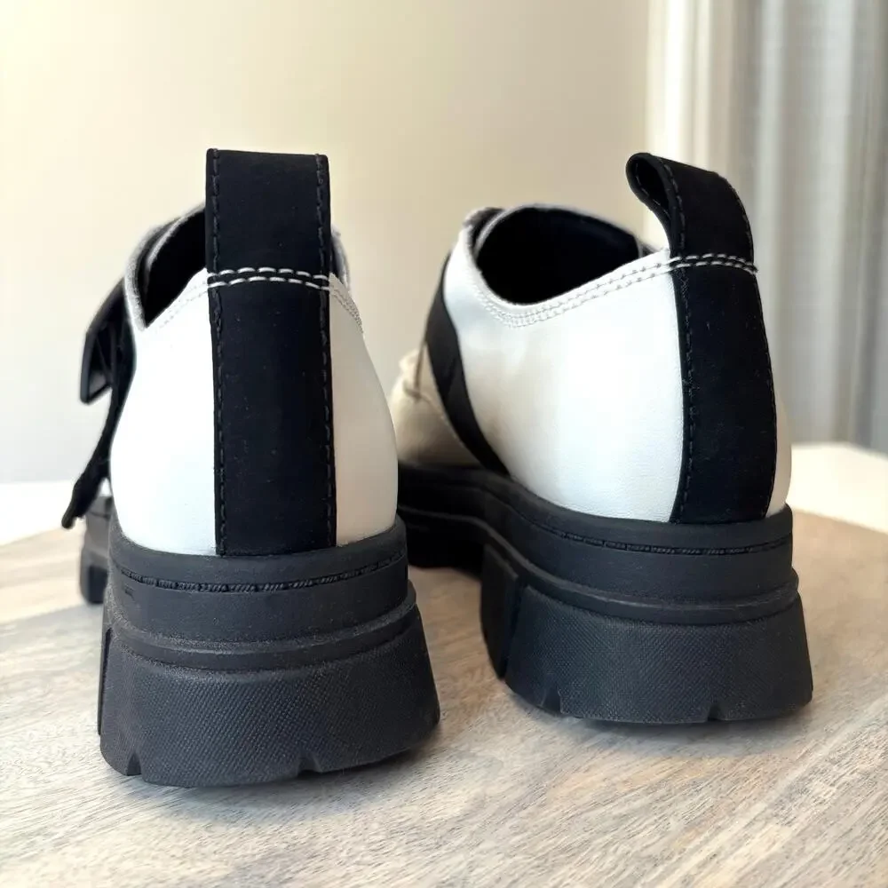 Ugg UGGs Women's Ashton Platform Black White Lug Shoes US Size 9 Strap